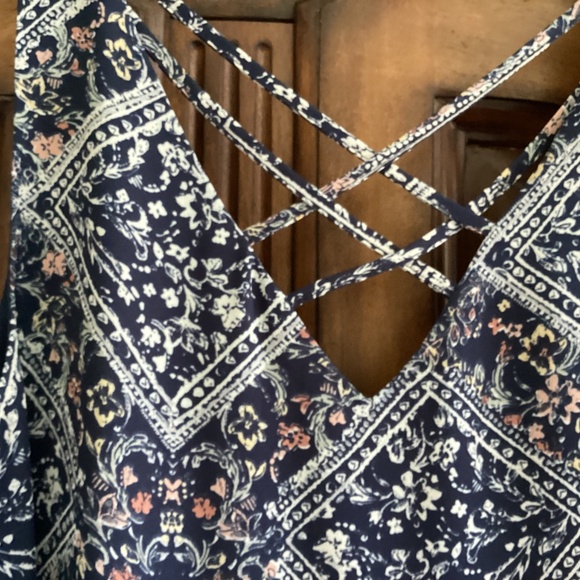 Maurice’s Navy Print Top BNWOT - Picture 5 of 6